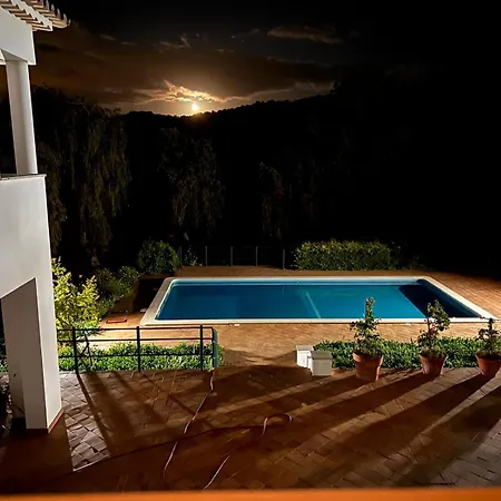 Family With Pool & Huge Garden - Arrabida Trails & Beaches Nearby 빌라 *