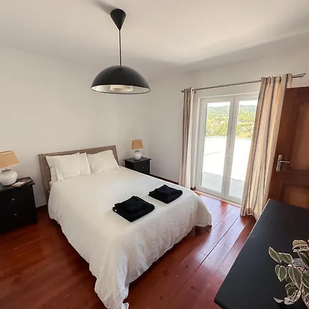 Family With Pool & Huge Garden - Arrabida Trails & Beaches Nearby