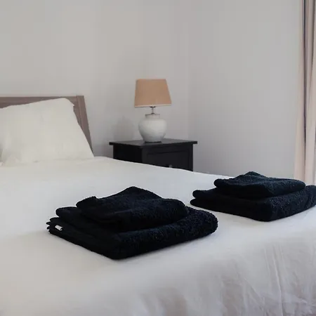 빌라 Family With Pool & Huge Garden - Arrabida Trails & Beaches Nearby 세투발