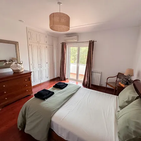 Family With Pool & Huge Garden - Arrabida Trails & Beaches Nearby