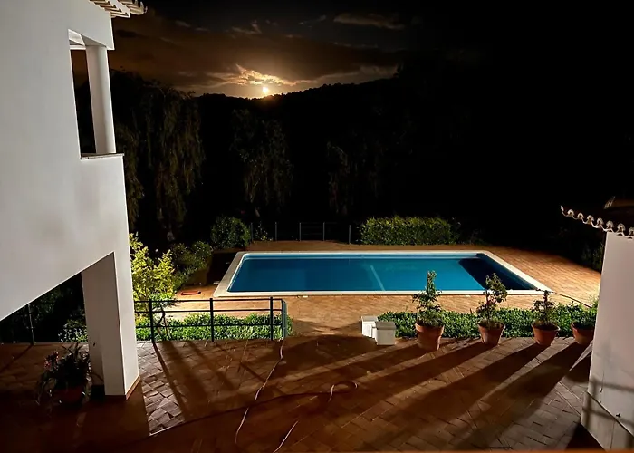 Family With Pool & Huge Garden - Arrabida Trails & Beaches Nearby Willa *