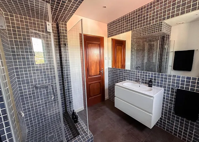Family With Pool & Huge Garden - Arrabida Trails & Beaches Nearby Willa Setúbal