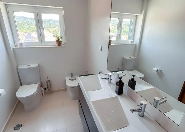 Family With Pool & Huge Garden - Arrabida Trails & Beaches Nearby Willa