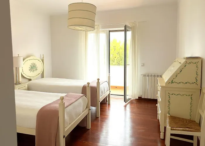 Family With Pool & Huge Garden - Arrabida Trails & Beaches Nearby Willa Setúbal