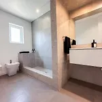 Family With Pool & Huge Garden - Arrabida Trails & Beaches Nearby *