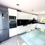 Family With Pool & Huge Garden - Arrabida Trails & Beaches Nearby *