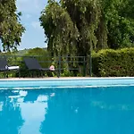Family With Pool & Huge Garden - Arrabida Trails & Beaches Nearby