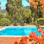 Family With Pool & Huge Garden - Arrabida Trails & Beaches Nearby Vila
