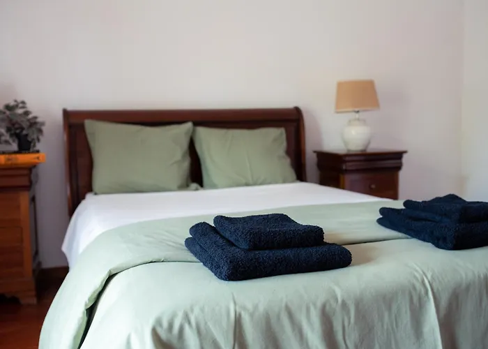 Family With Pool & Huge Garden - Arrabida Trails & Beaches Nearby Setúbal