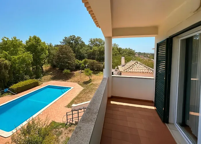 Family With Pool & Huge Garden - Arrabida Trails & Beaches Nearby Setúbal