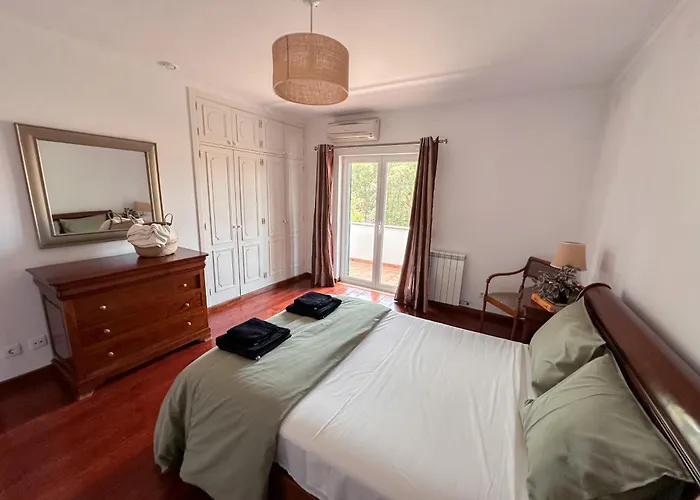 Family With Pool & Huge Garden - Arrabida Trails & Beaches Nearby